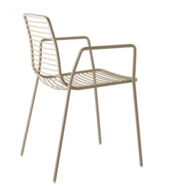 Poltrona Da Outdoor Summer Di Scab, Realizzata Interamente In Italia In Acciaio Zincato E Verniciato.