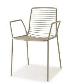 Poltrona Da Outdoor Summer Di Scab, Realizzata Interamente In Italia In Acciaio Zincato E Verniciato.