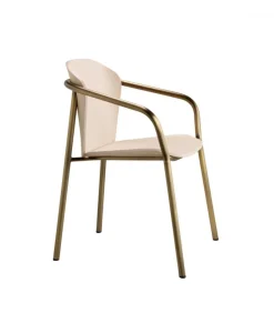 Poltrona Finn, Realizzata In Italia Da Scab Con Materiali Prodotti In Italia.