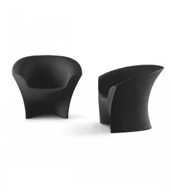 Poltrona Ohla In Polietilene Per Outdoor. Realizzata Interamente In Italia Da Plust.