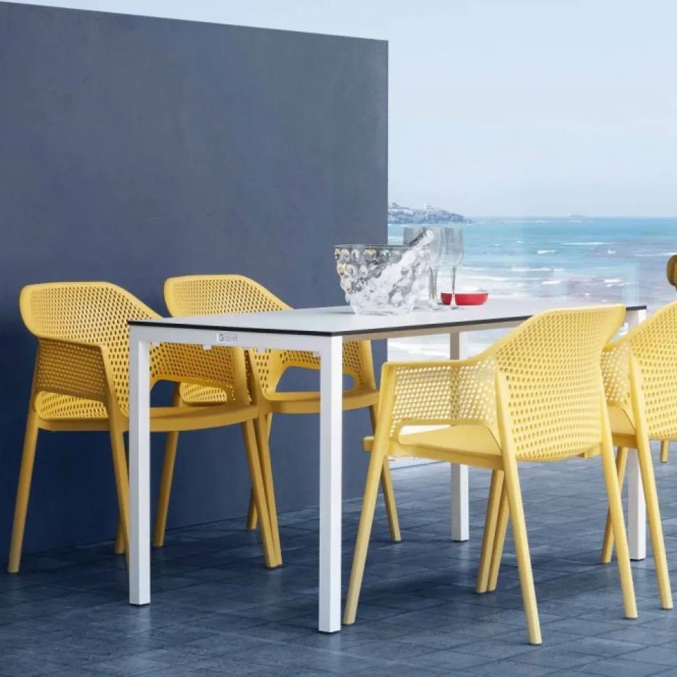 Poltroncina Impilabile In Tecnopolimero Modello Minush