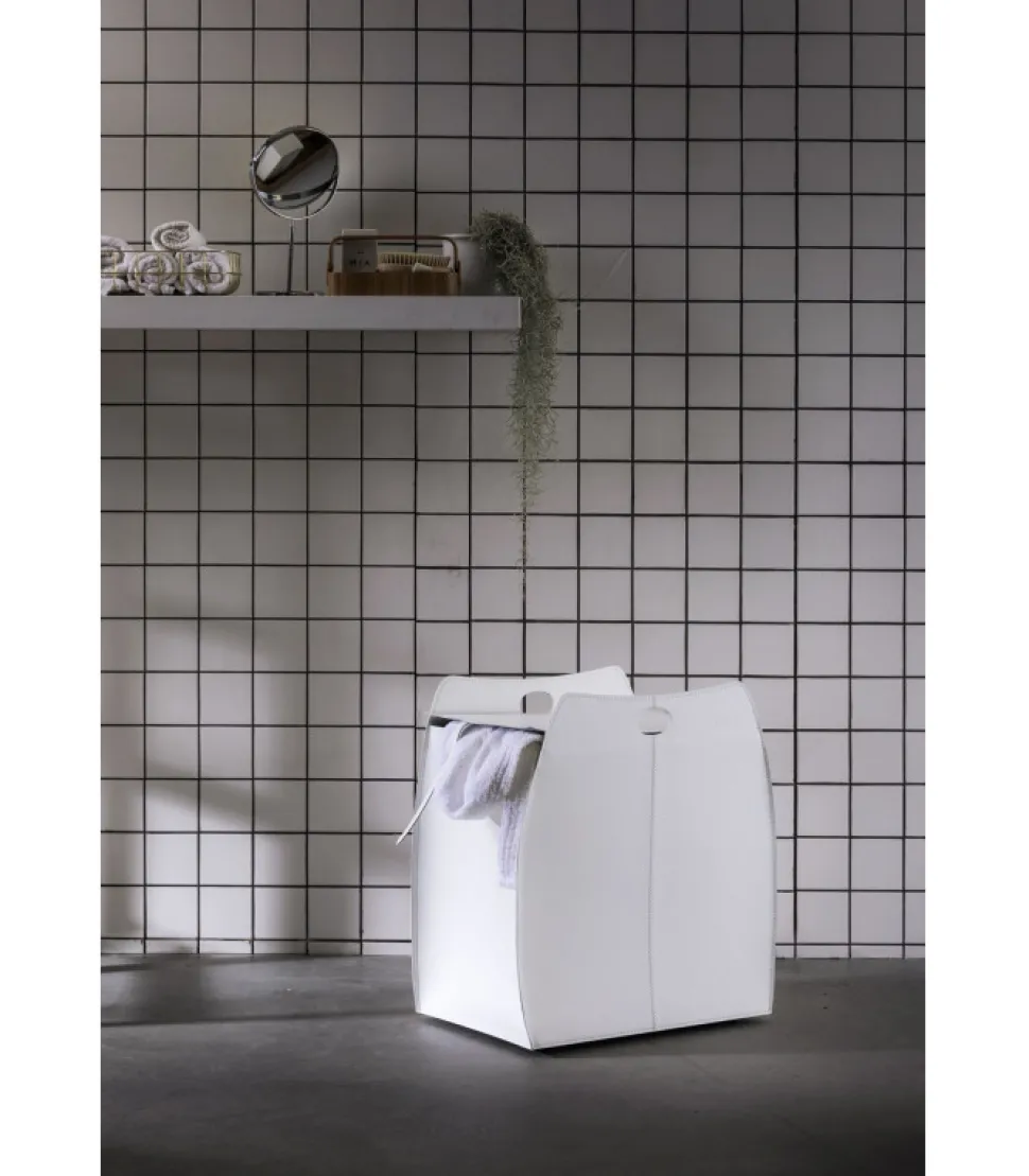 Portabiancheria Alessio In Cuoio Cucito A Mano