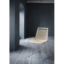 Sedia A Slitta Akami S Dall'Ampia Gamma Di Colori E Finiture