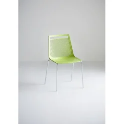 Sedia Akami Na Sofisticata Ed Assolutamente Confortevole