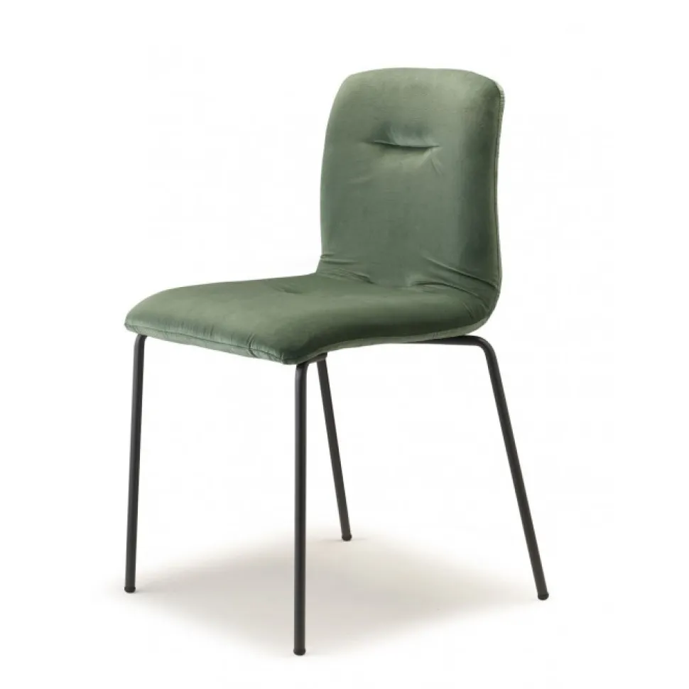 Sedia Alice Pop Di Scab, Con Seduta Imbottita E Rivestita E Gambe In Metallo Verniciato.