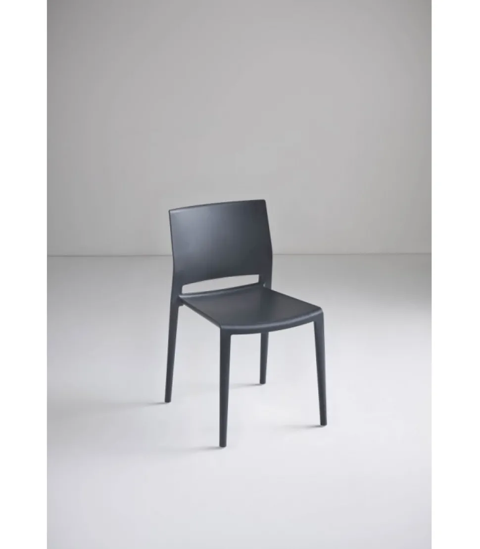 Sedia Bakhita Leggerezza E Alta Qualita In Tecnopolimero