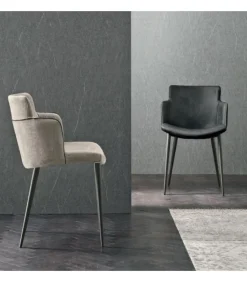 Sedia Carol Imbottita E Rivestita.