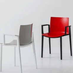 Sedia Clipperton Leggerezza E Alta Qualita In Tecnopolimero