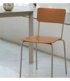 Sedia Con Struttura In Acciaio Laccato