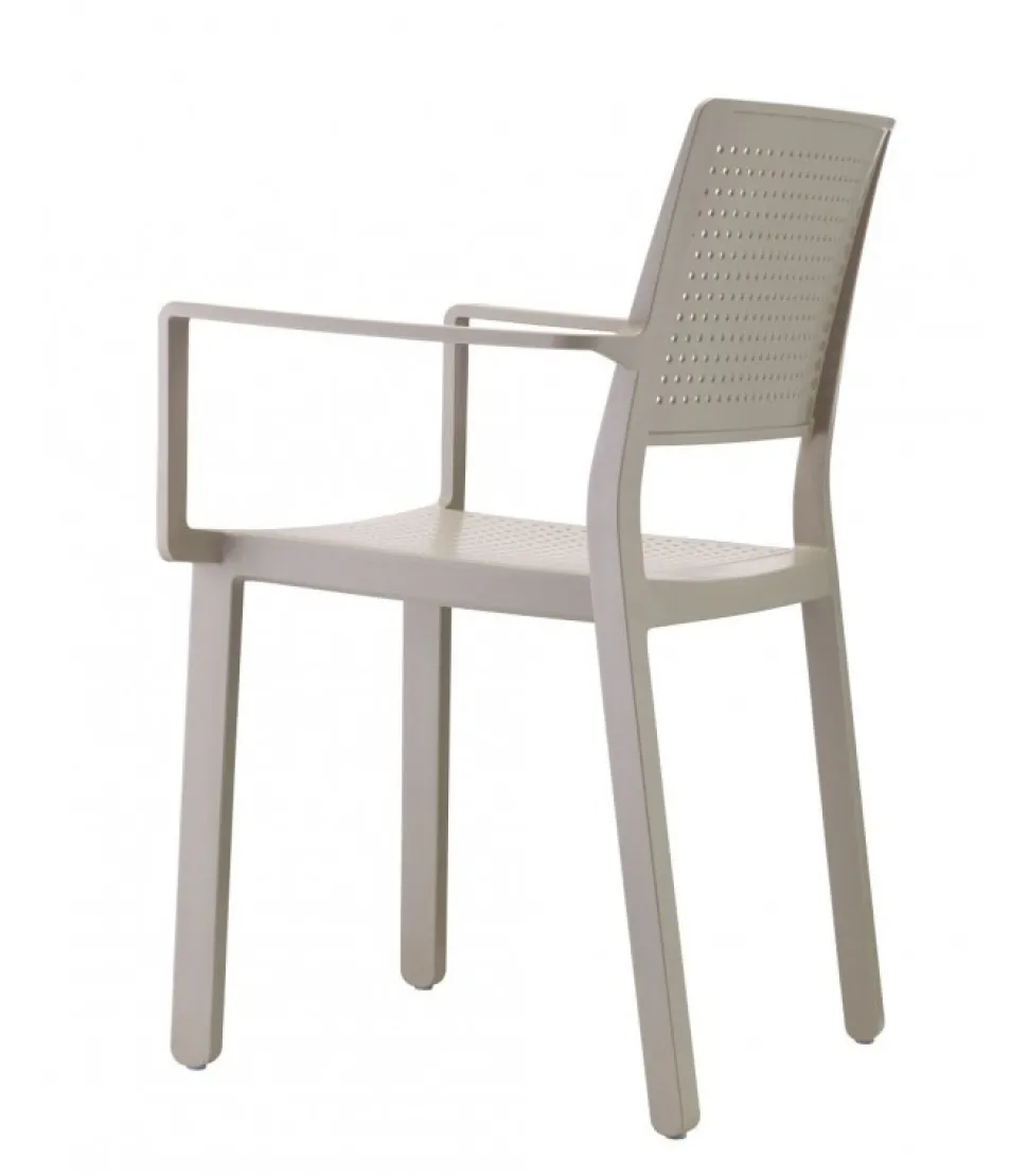 Sedia Emi Di Scab, Realizzata In Tecnopolimero Per Outdoor, Certificata Da Catas.