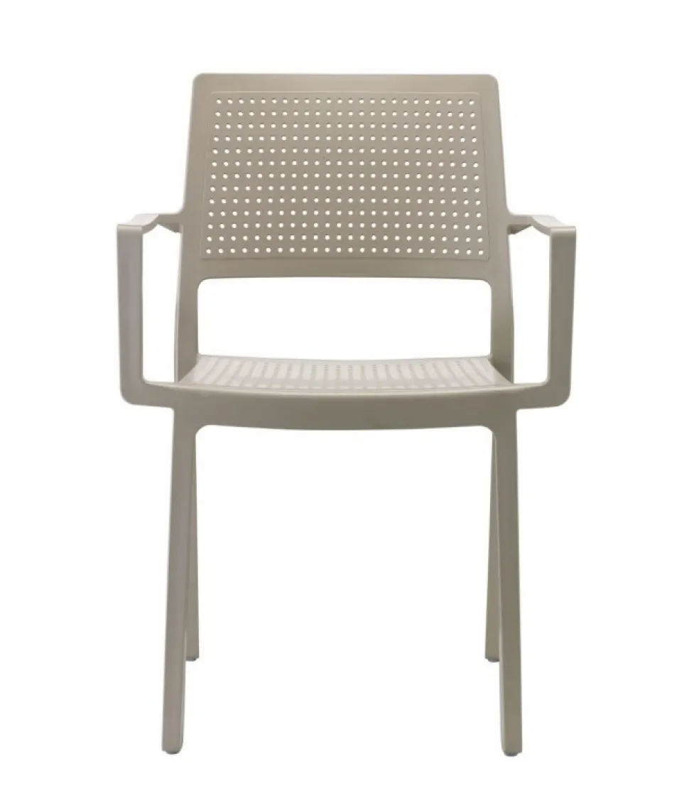 Sedia Emi Di Scab, Realizzata In Tecnopolimero Per Outdoor, Certificata Da Catas.