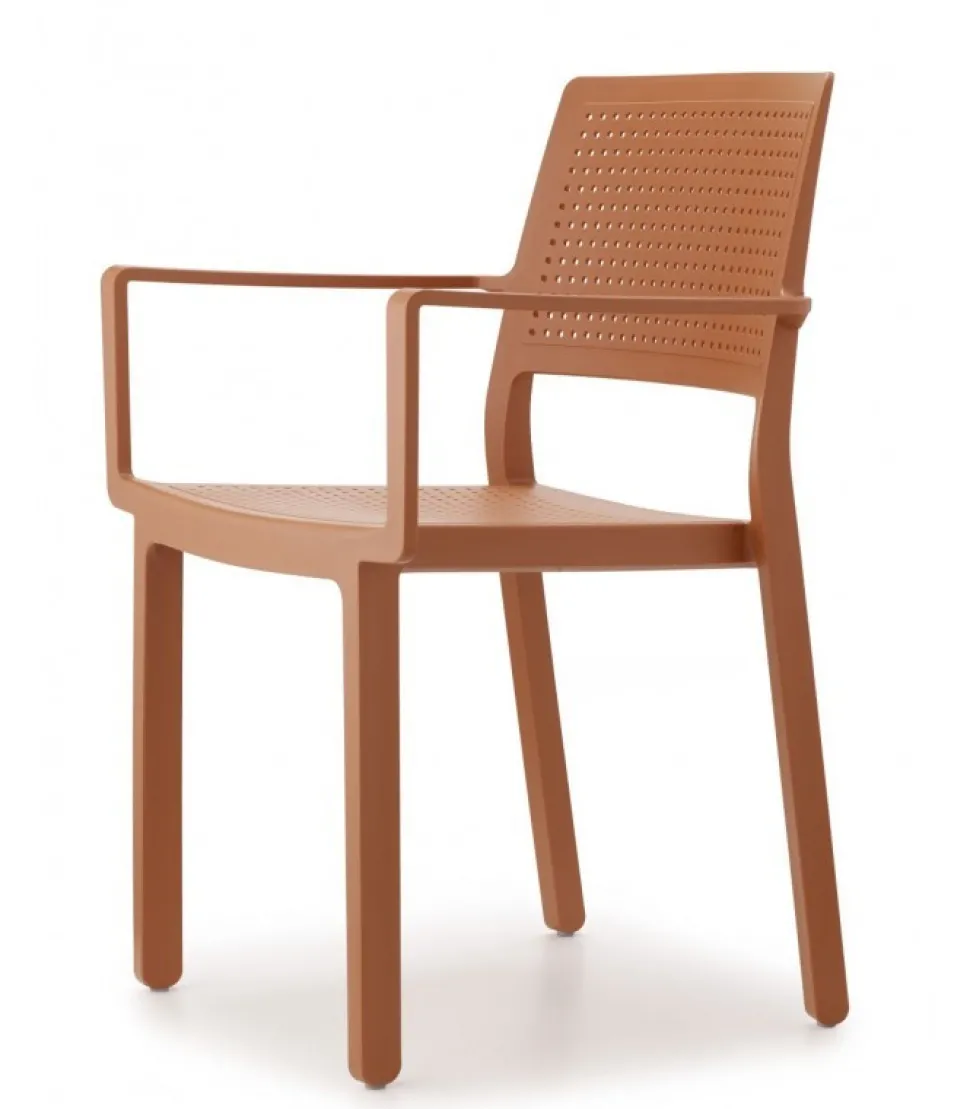 Sedia Emi Di Scab, Realizzata In Tecnopolimero Per Outdoor, Certificata Da Catas.