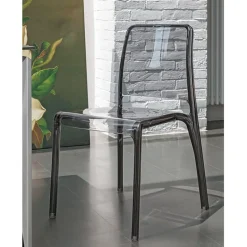 Sedia Futura In Super Resistente Policarbonato.