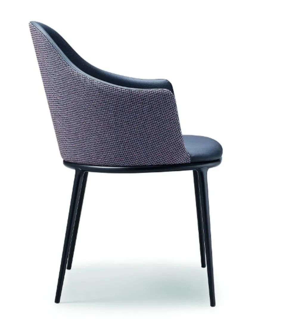 Sedia Imbottita Disponibile Anche Con Schienale In Legno