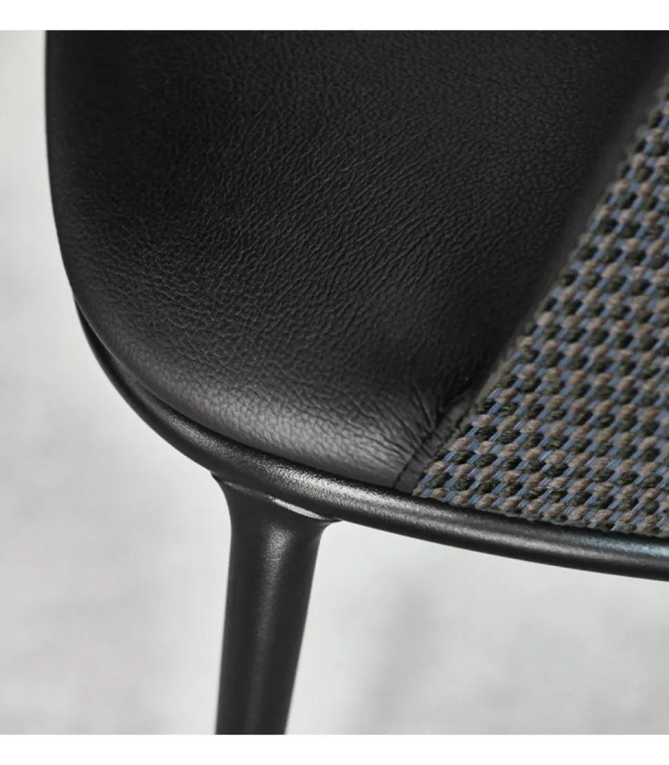 Sedia Imbottita Disponibile Anche Con Schienale In Legno