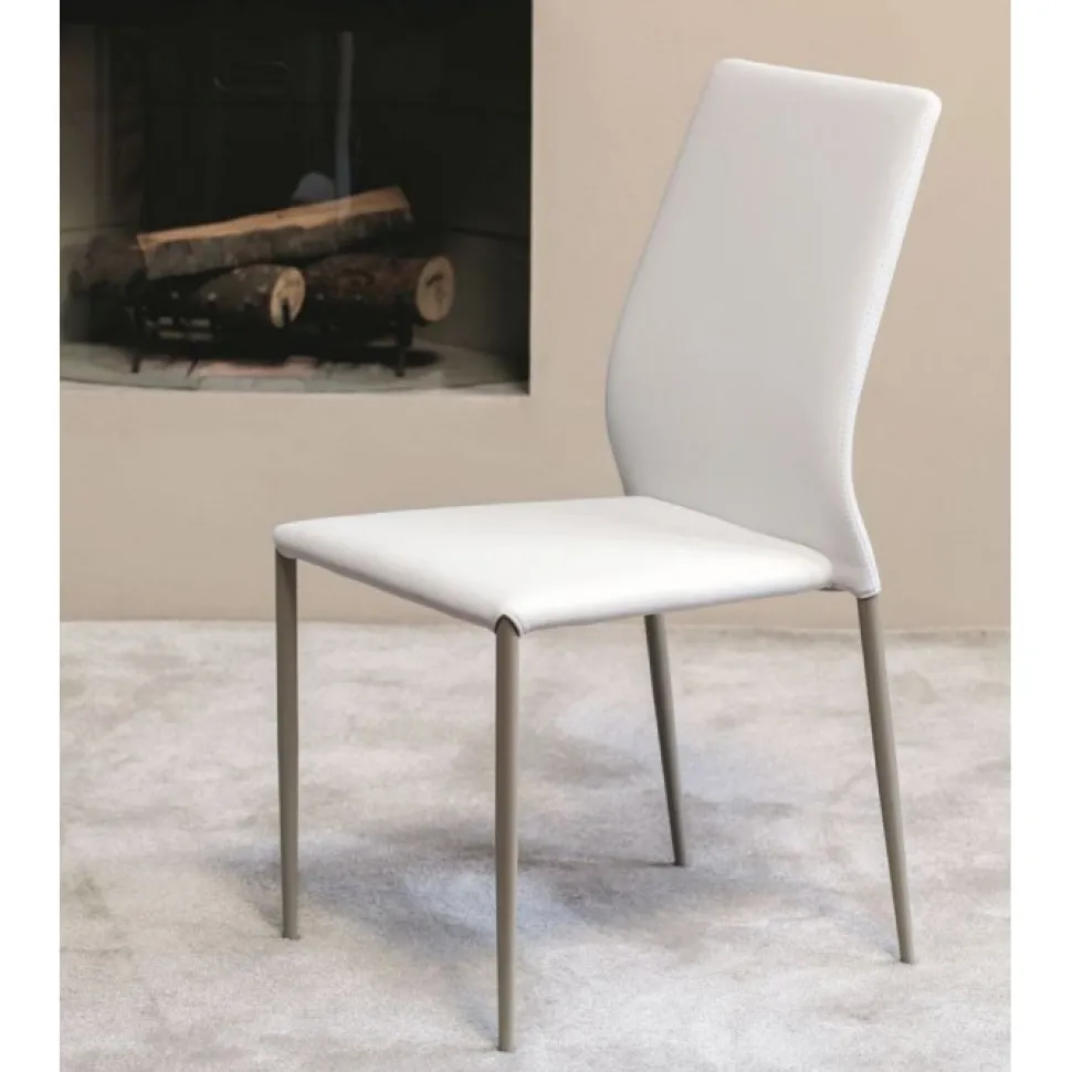 Sedia Imbottita Kendra,Rivestita In Ecopelle Con Gambe In Metallo