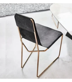 Sedia In Cuoio Pregiato