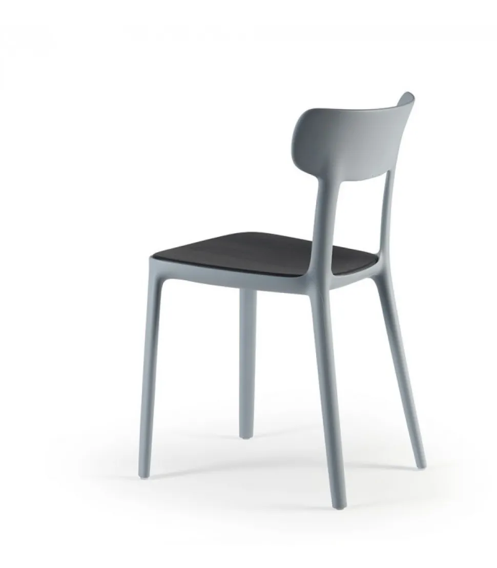 Sedia In Polipropilene Colorato