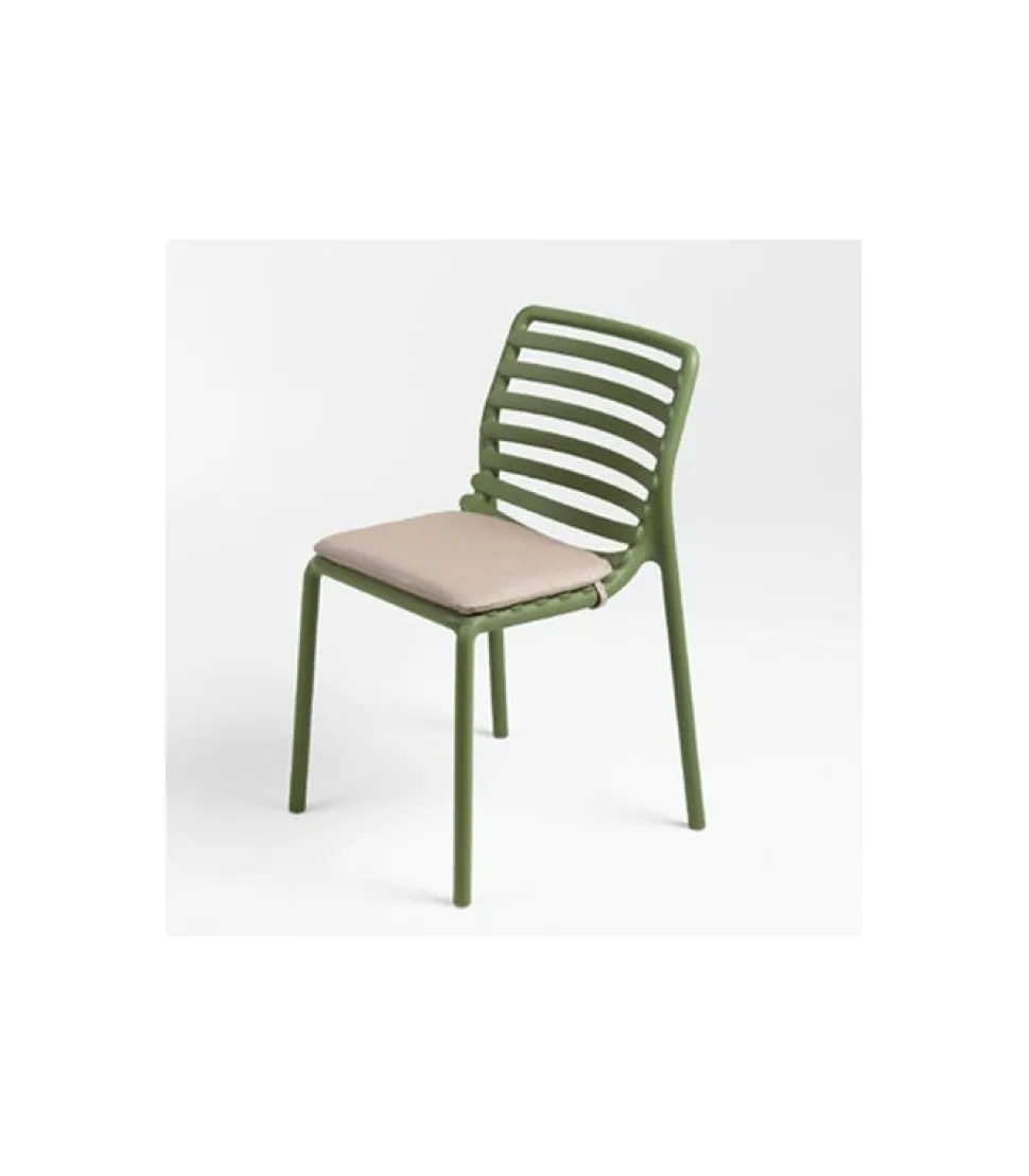 Sedia In Polipropilene Impilabile