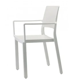 Sedia Kate Di Scab, Realizzata Interamente In Italia In Tecnopolimero Per Outdoor.