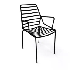 Sedia Link In Metallo Colorato E Con Un Estetica Moderna Ma Di Memoria