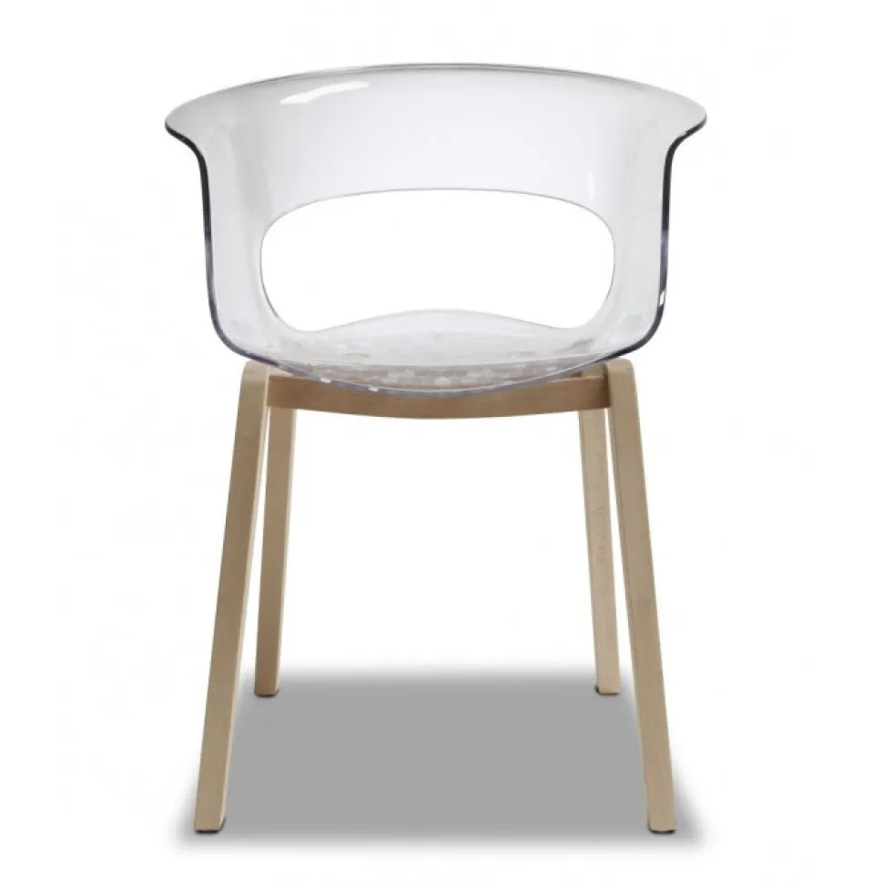 Sedia Miss Di Scab, Interamente Progettata E Realizzata In Italia, Con Scocca In Policarbonato E Gambe In Faggio.