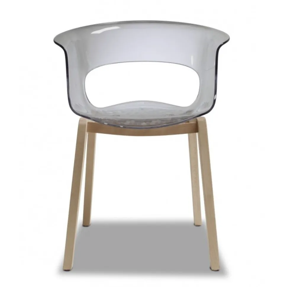 Sedia Miss Di Scab, Interamente Progettata E Realizzata In Italia, Con Scocca In Policarbonato E Gambe In Faggio.