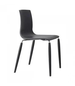 Sedia Natural Alice, Con Gambe Disponibili In Frassino Sbiancato O In Faggio Wenge, Scocca In Tecnopolimero.