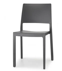 Sedia Per L'Outdoor Kate Di Scab. Realizzata In Italia E Certificata Da Catas.