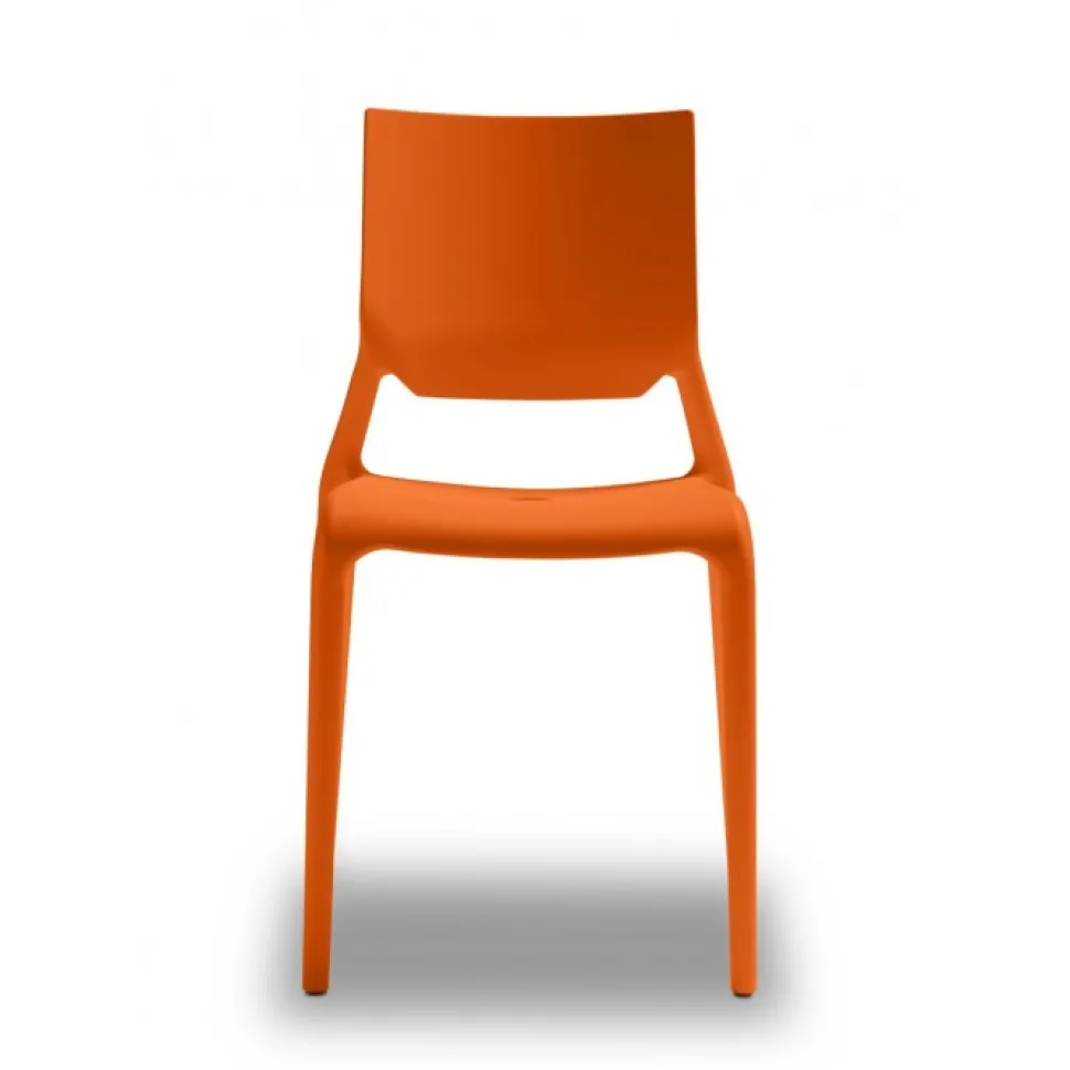 Sedia Per Outdoor Sirio Di Scab, Realizzata In Italia In Tecnopolimero, Disponibili 5 Colori.