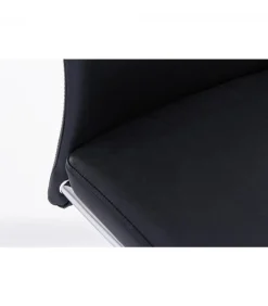 Sedia Thelma Nero Struttura In Acciaio. Imbottitura In Schiuma Poliuretanica