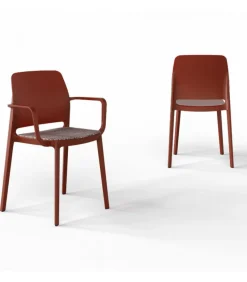 Sedia Tipa, Disponibile Con Seduta Imbottita.