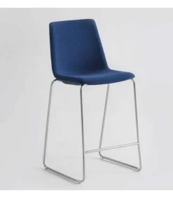 Sgabello Akami Stu Imbottito E Rivestito.