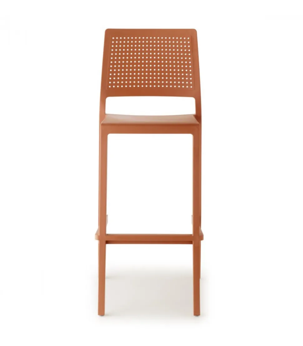 Sgabello Emi Di Scab, In Tecnopolimero Rinforzato In Fibra Di Vetro Per L'Outdoor.