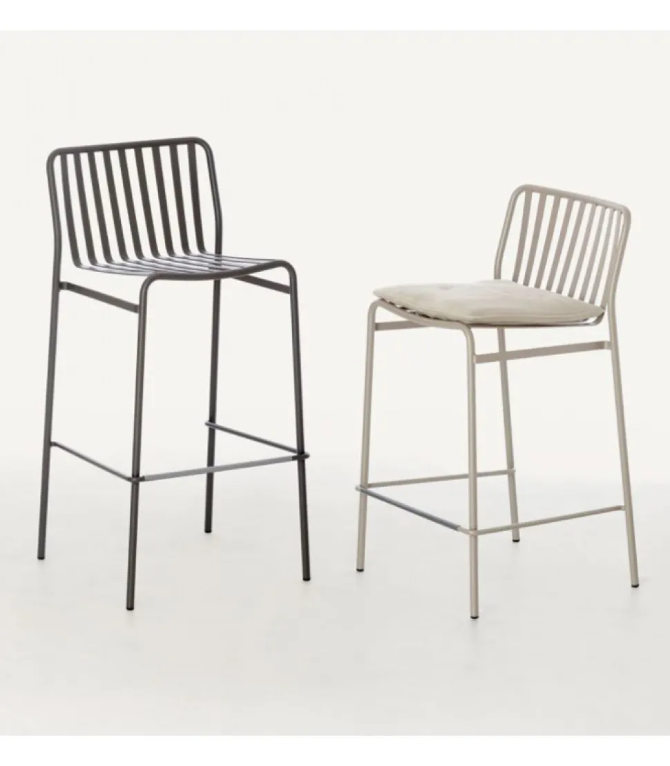 Sgabello In Metallo Impilabile