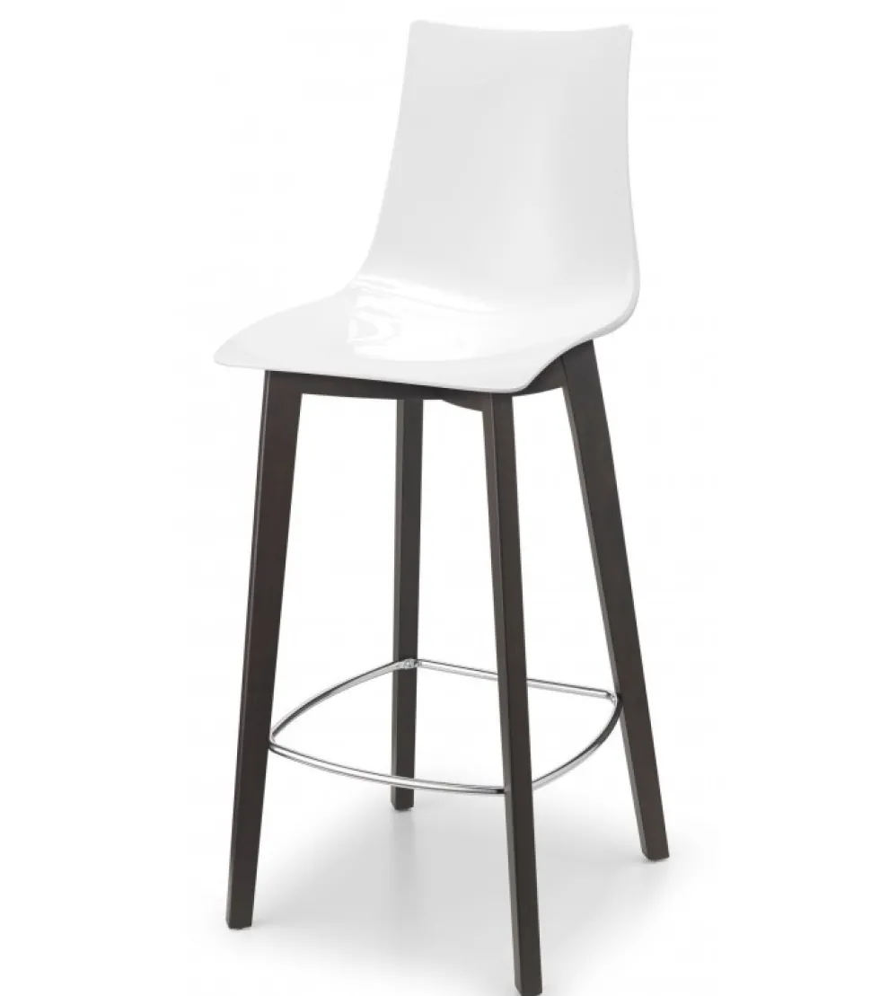 Sgabello Natural Zebra Di Scab, Disponibile In Due Dimensioni, Adatto A Spazi Privati E Contract.