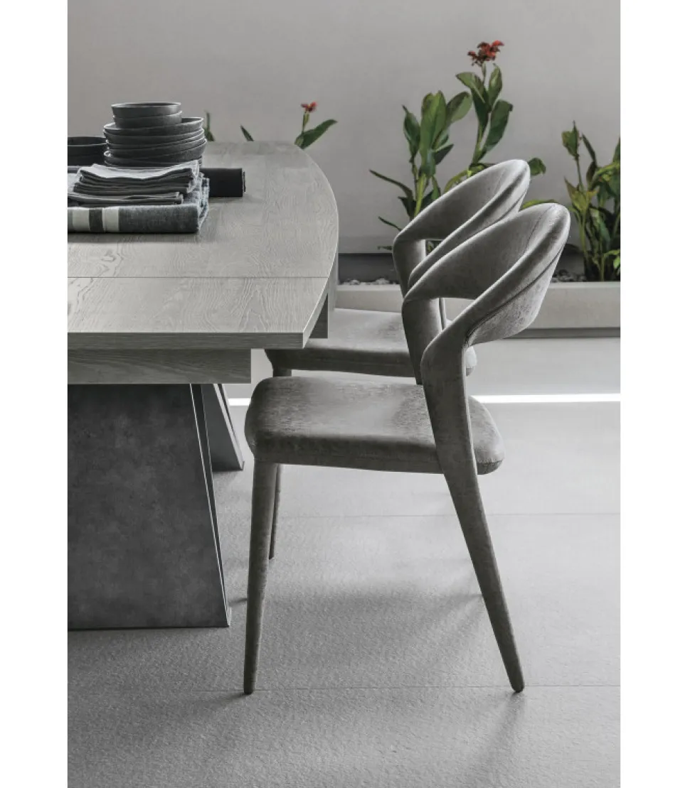 Sigma 180 Con Allunghe In Laminato Effetto Legno A Botticella.