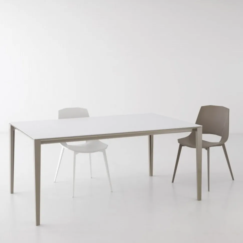 Sistema Tavolo Fusion Disponibile In Moltissime Finiture E Misure