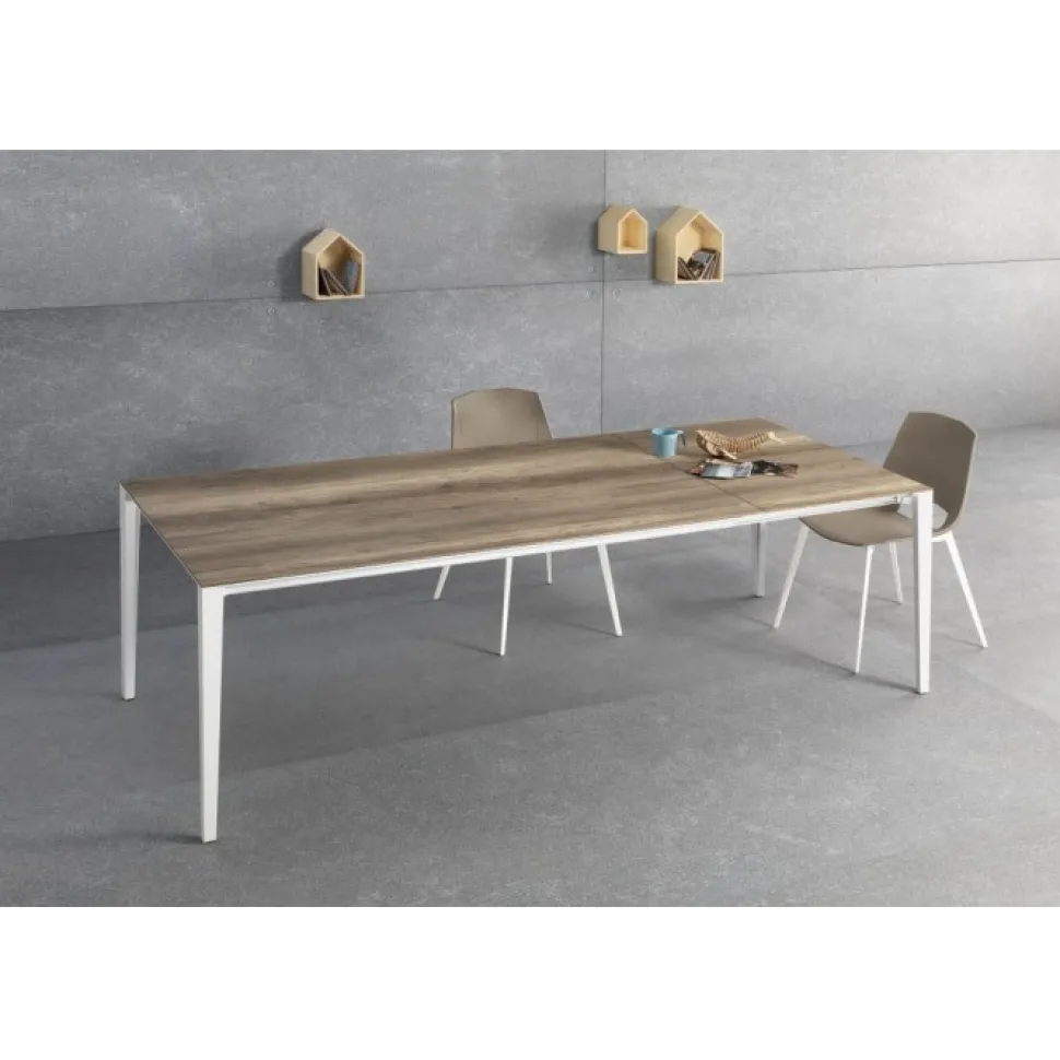 Sistema Tavolo Fusion Disponibile In Moltissime Finiture E Misure