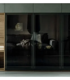 Soggiorono Con Libreria E Cestoni