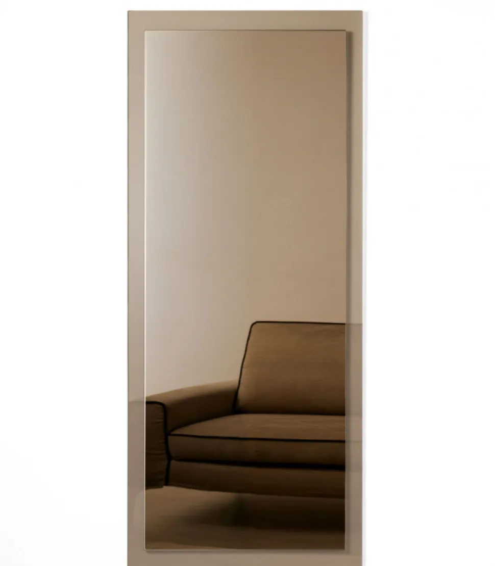 Specchiera Da Terra Il Vetro Trasparente Di Colore Grigio Fume O Bronzo