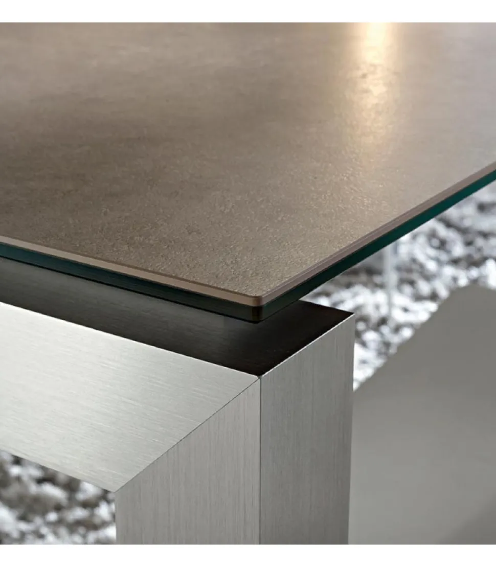 Tavolo Allungabile Con Piano Laminato E Vetro E Gambe Alluiminio Verniciato. L. 138 E 160 X90 Cm. - Art.Tv104Al