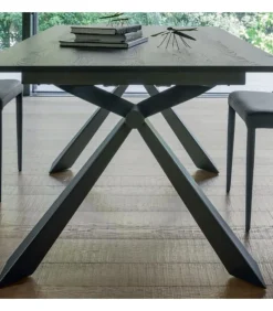 Tavolo Allungabile Delta At132 Di Altacom, Realizzato Interamente In Italia, Disponibile In Due Dimensioni.