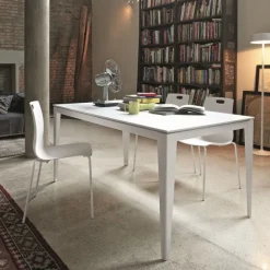 Tavolo Allungabile Dom, Solido E Contemporaneo