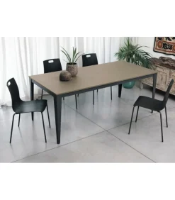 Tavolo Allungabile Dom, Solido E Contemporaneo