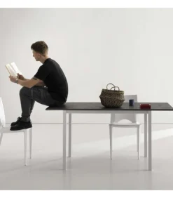 Tavolo Allungabile Plutone Allungabile Con Basamento In Metallo