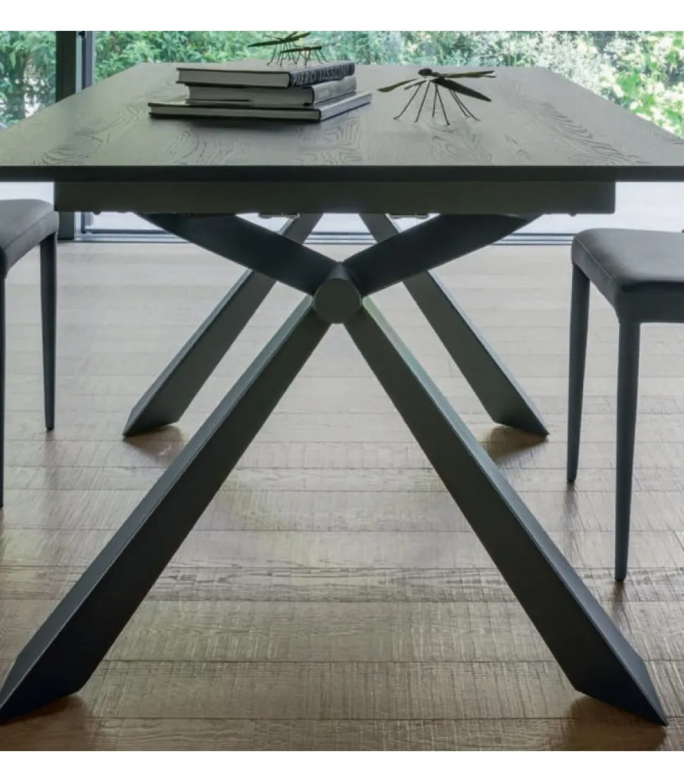 Tavolo Da Pranzo Allungabile Delta At132/160 Di Altacom, Realizzato Interamente In Italia.