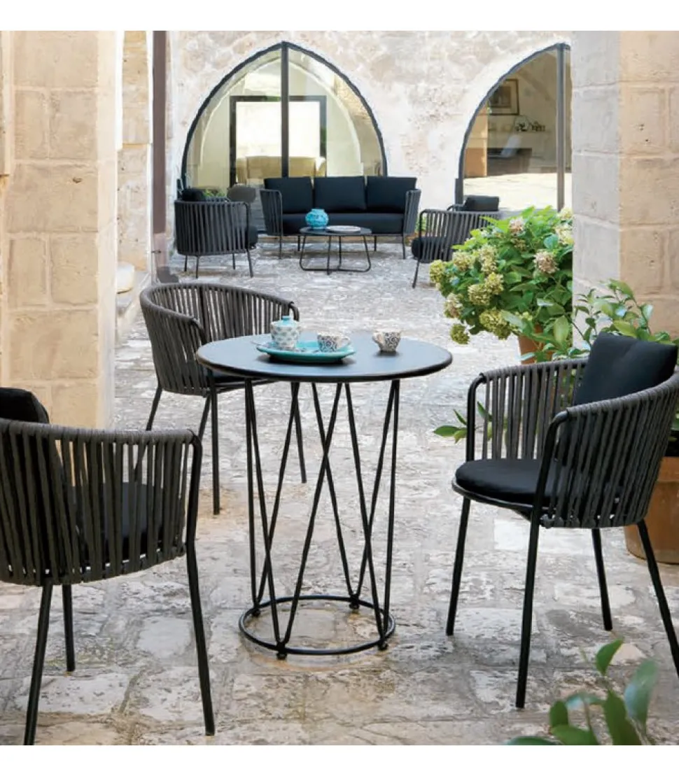 Tavolo Daisy Tb Con Piano Rotondo.