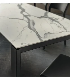 Tavolo Fisso Con Piano Laminato E Vetro Con Gambe In Metallo Verniciato.Da 138 E 160 Cm. - Art.Tv110