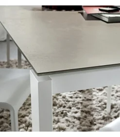 Tavolo Fisso Con Piano Laminato E Vetro Con Gambe In Metallo Verniciato.Da 138 E 160 Cm. - Art.Tv110